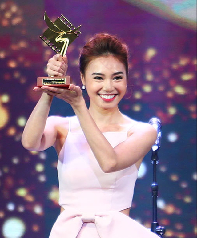 Mỹ nh&acirc;n Việt diễn đỉnh đến mức lập kỷ lục 16 năm chưa từng xuất hiện, t&agrave;i năng hơn cả chữ &ldquo;tr&igrave;nh&rdquo; kh&ocirc;ng thể chấm nổi- Ảnh 3.