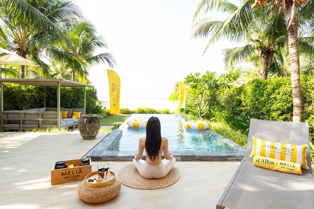 &ldquo;Glowcation&rdquo; l&ecirc;n ng&ocirc;i: d'Alba v&agrave; Meli&aacute; Hồ Tr&agrave;m ra mắt trải nghiệm skincare cao cấp ngay tại ph&ograve;ng ngủ resort 5 sao - Ảnh 6.