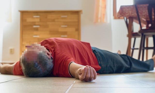 Người đ&agrave;n &ocirc;ng ph&aacute;t hiện nhiễm HIV sau 1 lần cảm lạnh, bật kh&oacute;c trong hối hận: "T&ocirc;i chỉ yếu l&ograve;ng 1 lần duy nhất&hellip;" - Ảnh 4.