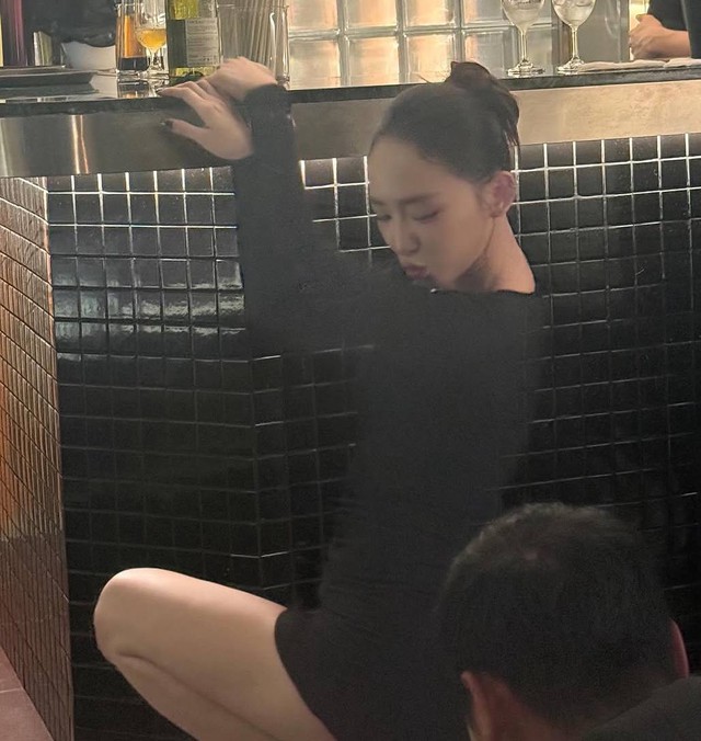Sinh nhật của T&oacute;c Ti&ecirc;n: Chủ tiệc hở bạo, Puka - Minh Hằng v&agrave; d&agrave;n sao l&ecirc;n đồ quậy tưng bừng! - Ảnh 7.