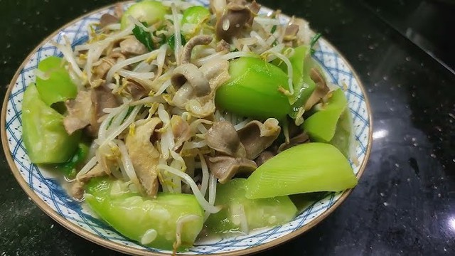 N&oacute;i thật: Ăn mướp kiểu n&agrave;y sớm muộn g&igrave; cũng l&agrave;m hỏng thận, h&atilde;y n&oacute;i với gia đ&igrave;nh bạn ngay! - Ảnh 2.