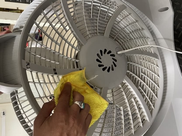 Phát hiện 4 kiểu dùng quạt điện "tiếp tay" cho đột quỵ: Rất nhiều người Việt đang làm - Ảnh 4.
