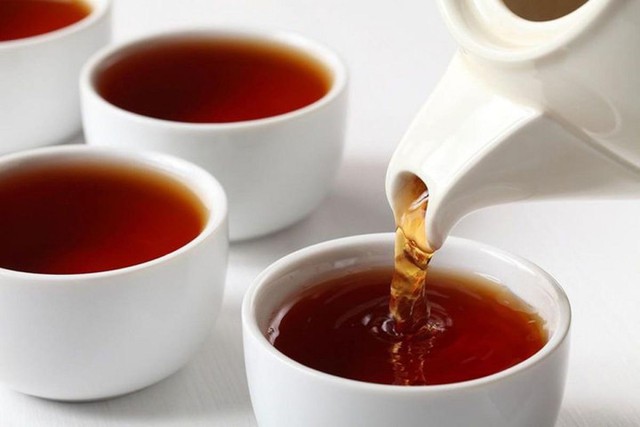 Từ ng&agrave;y mai, s&aacute;ng dậy TUYỆT ĐỐI kh&ocirc;ng l&agrave;m 4 việc: "Ph&aacute; gan" nhanh hơn cả rượu bia - Ảnh 3.