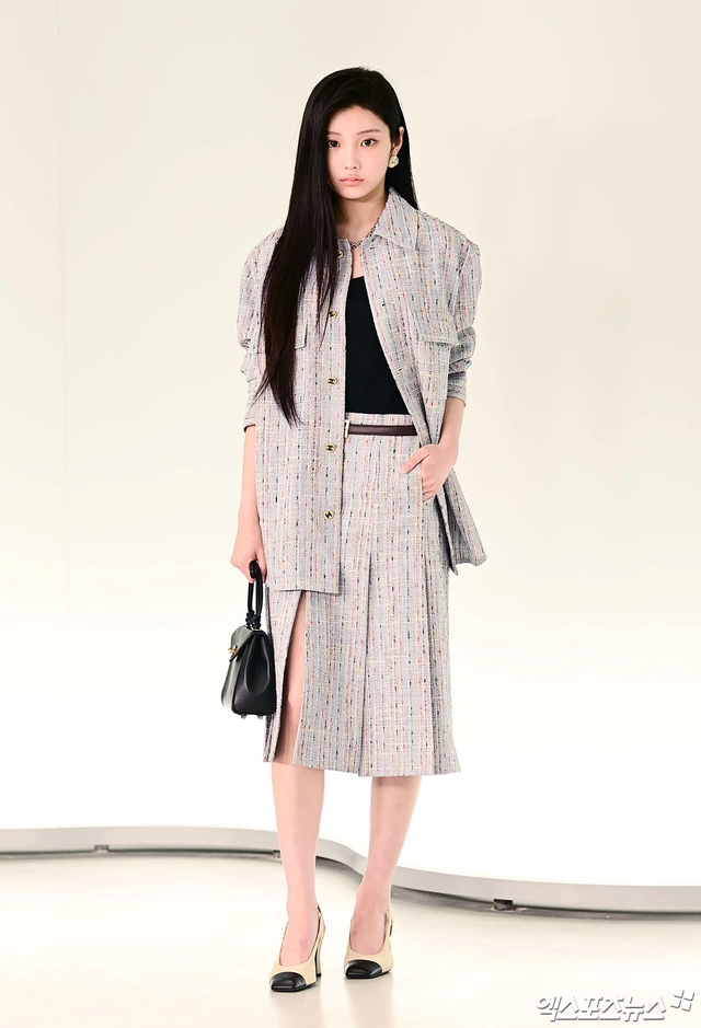 &Aacute;t chủ b&agrave;i của CHANEL lộ diện: Jennie v&agrave; G-Dragon cuối c&ugrave;ng cũng hội ngộ - Ảnh 16.