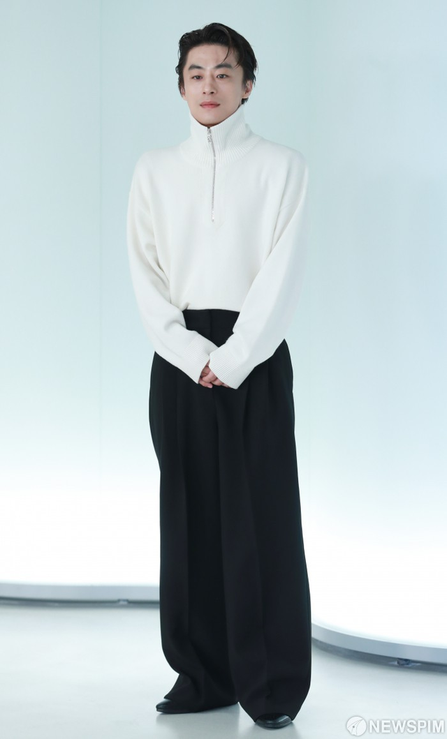 &Aacute;t chủ b&agrave;i của CHANEL lộ diện: Jennie v&agrave; G-Dragon cuối c&ugrave;ng cũng hội ngộ - Ảnh 19.