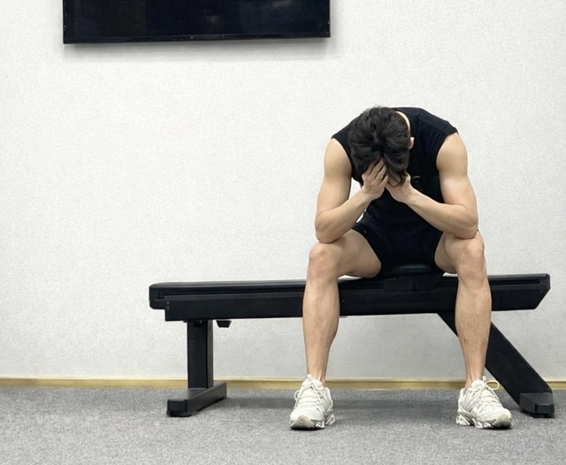 C&aacute;c b&aacute;c sĩ tuy&ecirc;n bố thẳng: Th&oacute;i quen hại tuyến tiền liệt nhất kh&ocirc;ng phải uống rượu, m&agrave; l&agrave; 6 việc - Ảnh 2.