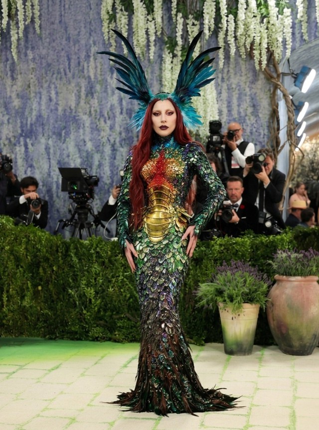 Met Gala 2026: Tượng tạc, thiết kế đi&ecirc;u khắc cơ thể ngập tr&agrave;n, BLACKPINK vẫn l&agrave; trung t&acirc;m b&agrave;n t&aacute;n- Ảnh 38.