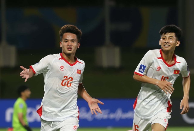 Diễn biến U17 Việt Nam vs U17 Yemen: V&Agrave;O! 1-0 cho Việt Nam - Ảnh 1.