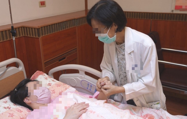 Nữ b&aacute;c sĩ 52 tuổi tử vong sau 2 th&aacute;ng ph&aacute;t hiện ung thư, người nh&agrave; cho biết: B&agrave; kh&ocirc;ng bỏ kỳ kh&aacute;m sức khỏe n&agrave;o - Ảnh 2.