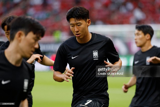 Diễn biến ĐT H&agrave;n Quốc đối đầu CH Czech v&agrave;o 9h s&aacute;ng nay 12/6: "Song s&aacute;t" Son Heung-min v&agrave; Lee Kang-in đ&aacute; ch&iacute;nh - Ảnh 2.