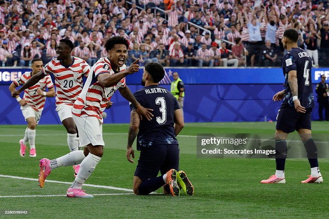 Diễn biến Mỹ 3-0 Paraguay tại World Cup: Mỹ khởi đầu cực hoành tráng gây sốc - Ảnh 1.
