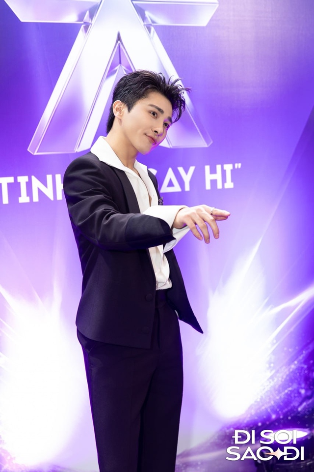 &ldquo;Tr&ugrave;ng sinh&rdquo; hậu drama t&igrave;nh &aacute;i, nam ca sĩ l&agrave;m đủ thứ lạ l&ugrave;ng quyết t&acirc;m quay lại Vbiz - Ảnh 12.