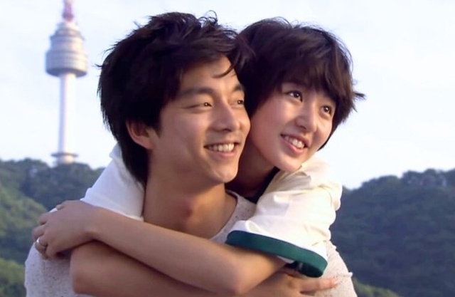 "Tóm dính" Yoon Eun Hye và Gong Yoo đi xem phim cùng nhau sau tin hẹn hò - Ảnh 4.