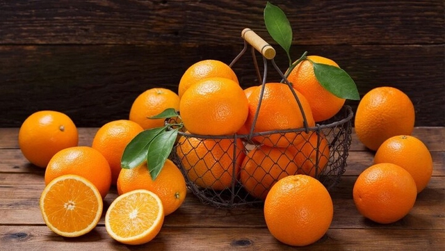 Những loại tr&aacute;i c&acirc;y gi&uacute;p b&ugrave; nước tốt nhất m&ugrave;a h&egrave;, gi&uacute;p cơ thể "hạ nhiệt" - Ảnh 2.
