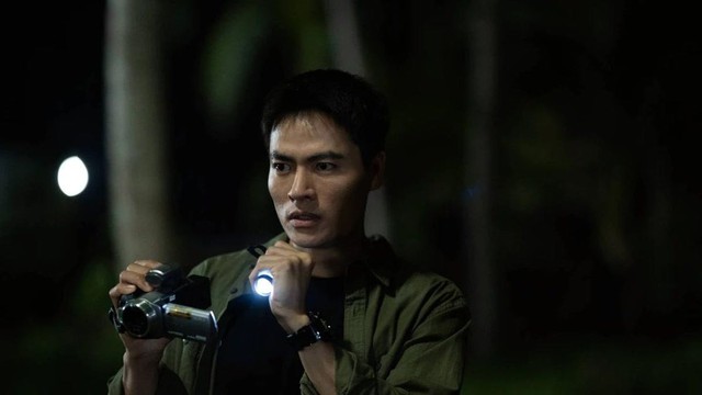 Tổng t&agrave;i số khổ nhất Việt Nam l&agrave; đ&acirc;y: Hết thời phải đi lột vỏ t&ocirc;m, cạo mủ cao su để mưu sinh- Ảnh 8.
