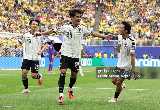 Brazil ngược d&ograve;ng nghẹt thở 2-1, Nhật Bản lại thua ở v&ograve;ng knockout đầy nghiệt ng&atilde; - Ảnh 2.