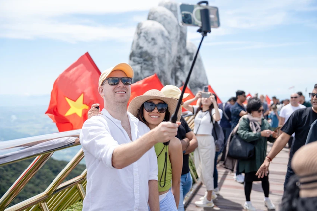 Từ Ph&uacute; Quốc đến Sa Pa, tạp ch&iacute; Mỹ l&yacute; giải v&igrave; sao du lịch Việt Nam bứt tốc ở Đ&ocirc;ng Nam &Aacute;- Ảnh 1.
