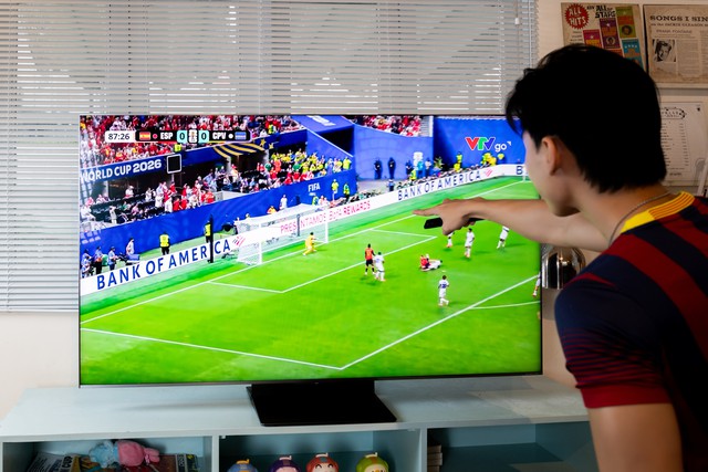 World Cup 2026 càng nóng, trải nghiệm xem bóng đá càng phải ‘nâng cấp’ với TV TCL C8L SQD-Mini LED thế hệ mới - Ảnh 2.