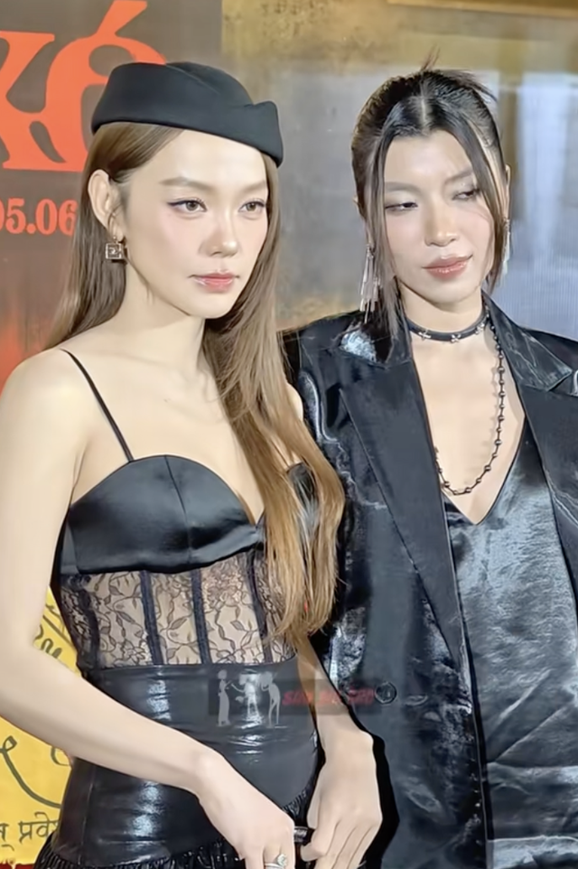 Thảm đỏ HOT nhất h&ocirc;m nay: Minh Hằng - Uyển &Acirc;n xinh sang hết nấc, 1 mỹ nh&acirc;n đẹp b&ugrave;ng nổ &aacute;t v&iacute;a cả d&agrave;n sao - Ảnh 2.