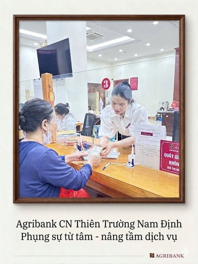 Ph&aacute;t hiện nội dung tin nhắn lạ, nh&acirc;n vi&ecirc;n ng&acirc;n h&agrave;ng Agribank gi&uacute;p người mẹ ở Ninh B&igrave;nh tho&aacute;t vụ lừa đảo tinh vi khi "chuyển tiền đặt cọc nh&agrave; hộ bạn của con" - Ảnh 1.