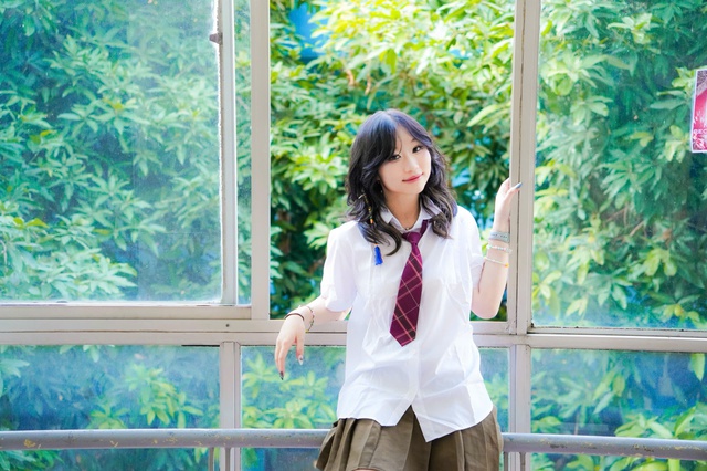 Thủ khoa khối D01 nhận tin vui l&uacute;c đang ăn s&aacute;ng với gia đ&igrave;nh ở Bờ Hồ: "Bố đọc điểm trước, m&igrave;nh c&ograve;n tưởng bố nh&igrave;n nhầm" - Ảnh 2.