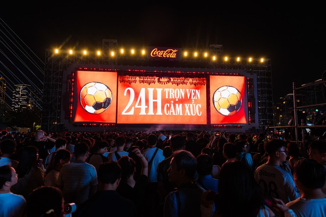 Trọn vẹn cảm xúc hướng về chung kết World Cup 2026: Dàn sao bùng nổ, hàng nghìn người đếm ngược - Ảnh 37.