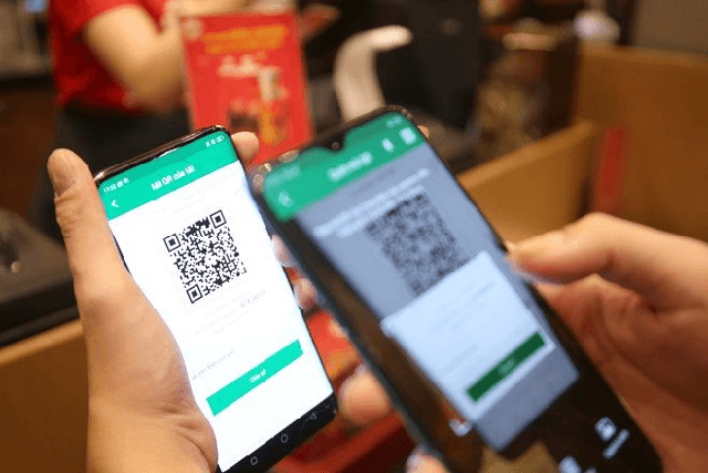 Ngân hàng khuyến cáo khách hàng không dùng tài khoản nhận tiền cho các giao dịch sau - Ảnh 1.