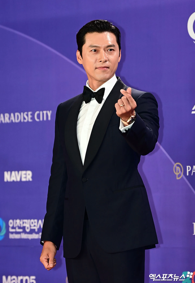 Siêu thảm đỏ Rồng Xanh 2026: Yoona (SNSD) như công chúa "xé sách bước ra", Kim Seon Ho lộ diện với visual không ai tin nổi - Ảnh 11.