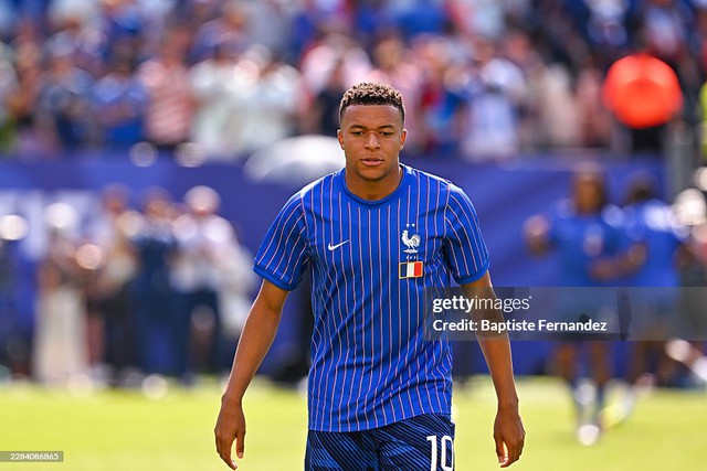 Diễn biến Paraguay vs Pháp: Căng thẳng rồi, Mbappe tức giận đẩy cầu thủ đối phương - Ảnh 3.
