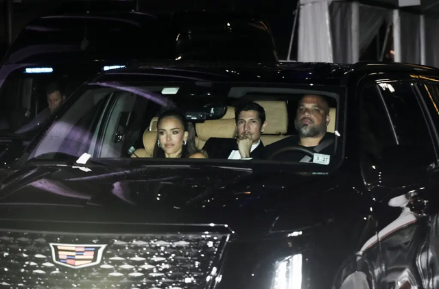 Siêu đám cưới của Taylor Swift kết thúc: Dàn khách mời ra về, 1 CEO kinh ngạc trước nụ hôn như bay lên khỏi mặt đất của cô dâu - chú rể - Ảnh 20.
