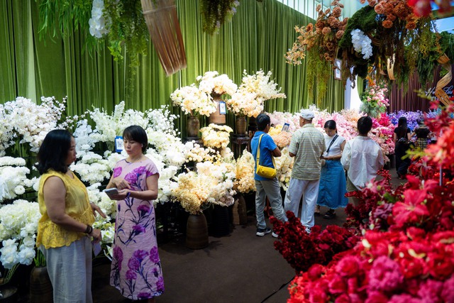 Cưới xin thời nay c&aacute;c cặp đ&ocirc;i cần chuẩn bị bao nhi&ecirc;u tiền? Đi triển l&atilde;m The Vietnam Grand WeddX để biết tất cả - Ảnh 11.