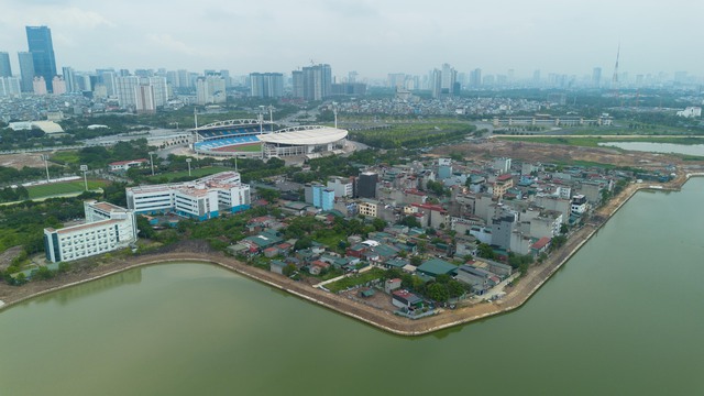 7 công trình chống ngập cho Hà Nội về đích sau 4 tháng "chưa từng có ": Những ngày mặt đường hơn 60°C, dưới cống còn khắc nghiệt hơn! - Ảnh 1.
