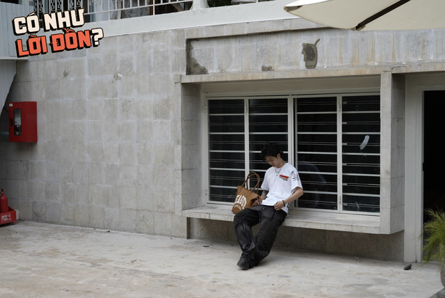 Qu&aacute;n c&agrave; ph&ecirc; của Văn Mai Hương ở Thảo Điền: S&acirc;n đỗ to&agrave;n si&ecirc;u xe, MCK cũng y&ecirc;u th&iacute;ch, đ&ocirc;ng đến mức phải đ&oacute;ng cửa để sắp xếp lại - Ảnh 5.