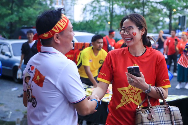 Diễn biến ĐT Malaysia vs Việt Nam b&aacute;n kết ASEAN Cup 20h00: Xu&acirc;n Son, T&agrave;i Lộc, Đ&igrave;nh Bắc c&ugrave;ng đ&aacute; ch&iacute;nh - Ảnh 7.