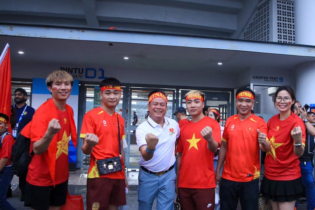 Diễn biến ĐT Malaysia vs Việt Nam b&aacute;n kết ASEAN Cup 20h00: Xu&acirc;n Son, T&agrave;i Lộc, Đ&igrave;nh Bắc c&ugrave;ng đ&aacute; ch&iacute;nh - Ảnh 11.