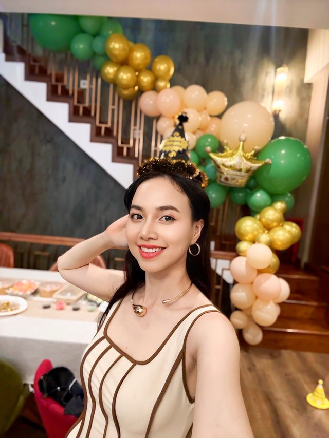 Mỹ nhân Việt bỏ hào quang showbiz, ở ẩn nuôi con trong biệt thự trăm tỷ - Ảnh 14.