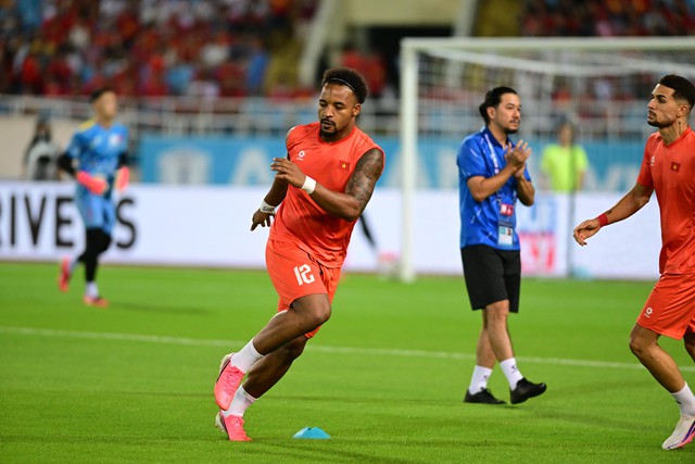 Diễn biến ĐT Việt Nam 0-1 Th&aacute;i Lan chung kết ASEAN Cup: Th&aacute;i Lan c&oacute; b&agrave;n thắng mở tỉ số  - Ảnh 10.