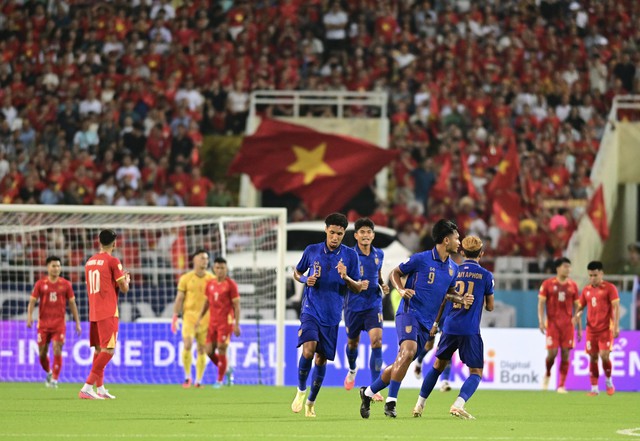 Diễn biến ĐT Việt Nam 0-1 Thái Lan chung kết ASEAN Cup: Thái Lan dẫn trước trong hiệp 1 - áº¢nh 1.