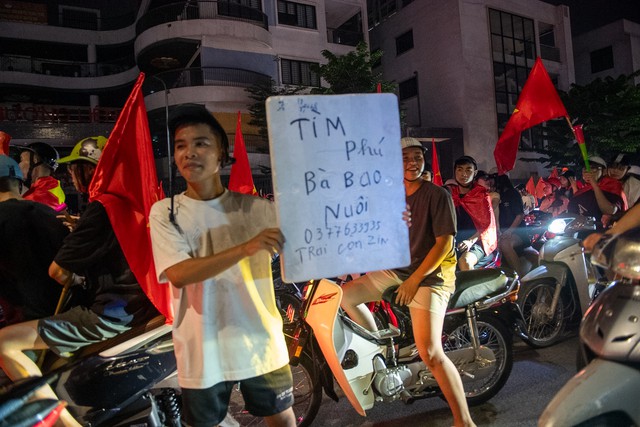 V&ocirc; địch rồi th&igrave; đi "b&atilde;o" th&ocirc;i! - Ảnh 32.
