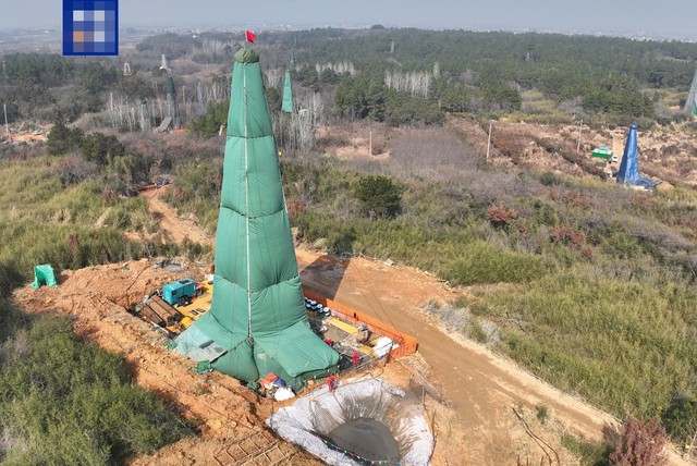 Khoan hơn 70 mũi, s&acirc;u tới hơn 2.000 m&eacute;t, ph&aacute;t hiện mỏ chứa 20 tấn v&agrave;ng v&agrave; 500.000 tấn đồng - Ảnh 1.