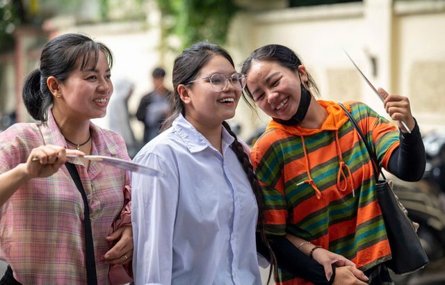 Hội nh&oacute;m "con gh&eacute;t bố mẹ" cảnh tỉnh về một sự thật: Cần người lớn lắng nghe - Ảnh 1.