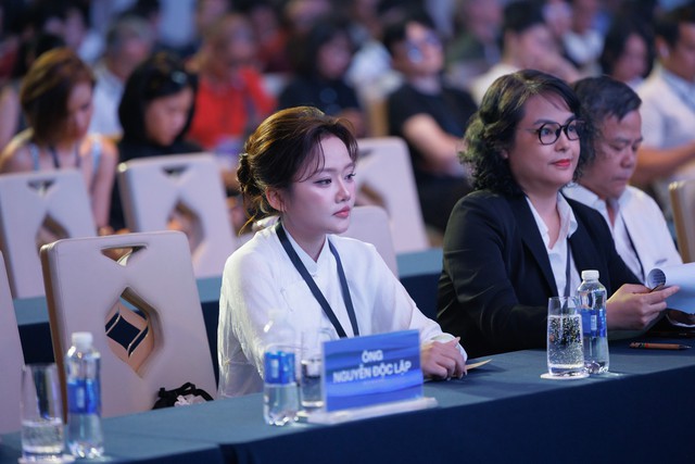 KOL Summit 2026: Ch&iacute;nh thức bước v&agrave;o 2 phi&ecirc;n chuy&ecirc;n đề thảo luận về AI, khủng hoảng niềm tin v&agrave; tương lai s&aacute;ng tạo - Ảnh 9.