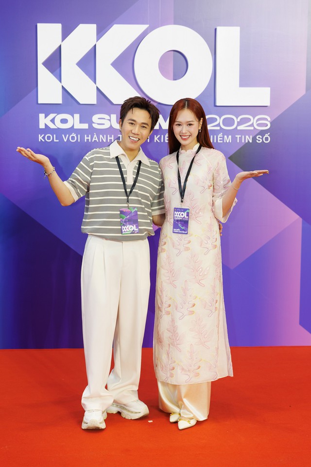 KOL Summit 2026: Ch&iacute;nh thức bước v&agrave;o 2 phi&ecirc;n chuy&ecirc;n đề thảo luận về AI, khủng hoảng niềm tin v&agrave; tương lai s&aacute;ng tạo - Ảnh 27.
