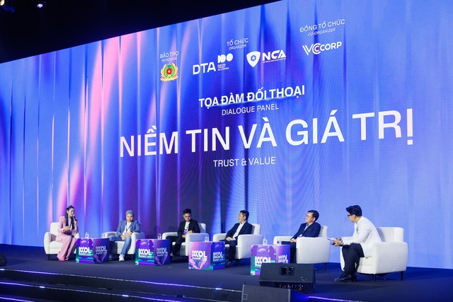 KOL Summit 2026: Ch&iacute;nh thức bước v&agrave;o 2 phi&ecirc;n chuy&ecirc;n đề thảo luận về AI, khủng hoảng niềm tin v&agrave; tương lai s&aacute;ng tạo - Ảnh 1.
