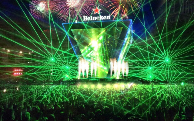 Heineken Countdown: Đắm mình vào không khí cuồng nhiệt của lễ hội Heineken Countdown với hàng loạt tiết mục âm nhạc, màn trình diễn ánh sáng ấn tượng, chắc chắn sẽ khiến bạn thích thú.