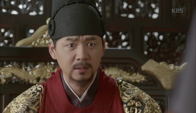 “Moonlight”: Bị ép lấy vợ, “Thế tử” Park Bo Gum vẫn không chịu để mất Kim Yoo Jung - Ảnh 2.