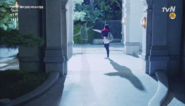 Goblin: Fan lo lắng c&aacute;i kết đau l&ograve;ng sẽ đến với cặp đ&ocirc;i Gong Yoo - Go Eun - Ảnh 5.