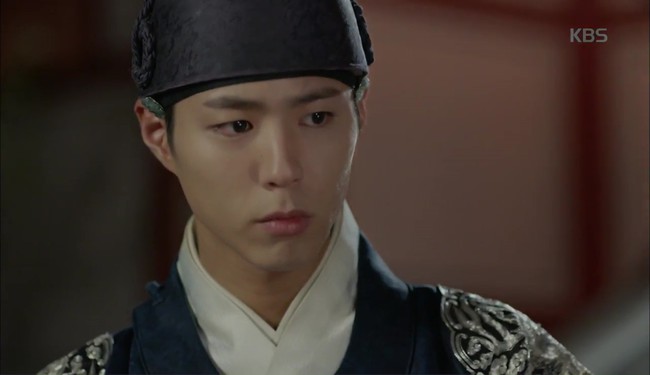 &ldquo;Moonlight&rdquo;: Th&acirc;n l&agrave; Thế tử, Park Bo Gum vẫn bị t&igrave;nh địch &ldquo;cướp tr&ecirc;n gi&agrave;n mướp&rdquo; như thường! - Ảnh 8.