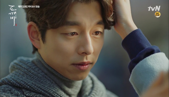 “Goblin”: Không rút được thanh kiếm, Kim Go Eun đành hôn Gong Yoo - Ảnh 20.