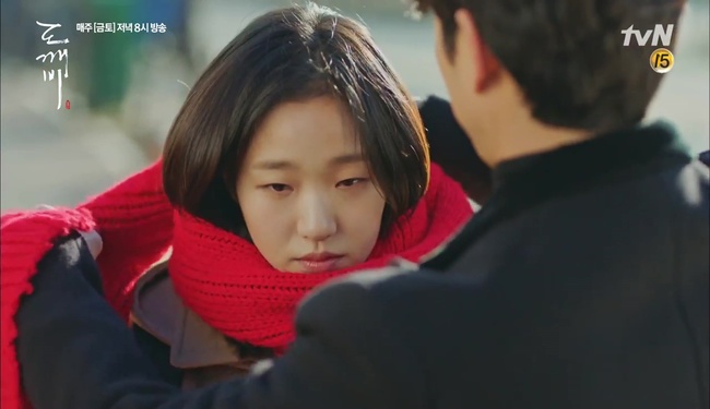 “Goblin”: Hé lộ sự thật kinh hoàng về mạng sống mong manh của cô dâu Kim Go Eun - Ảnh 22.